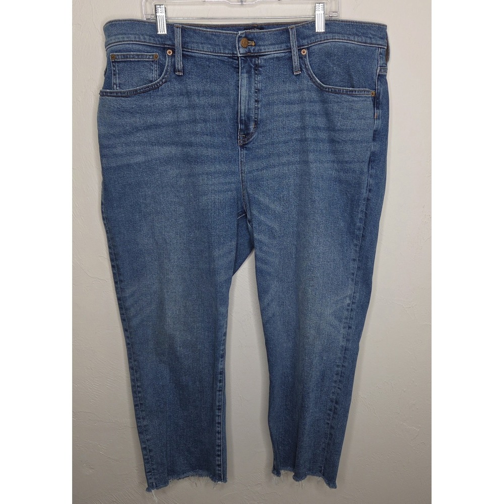 J.Crew Womens Essential Straight Stretch Blue Jeans Denim Size 35P‎ (20) Raw Hem